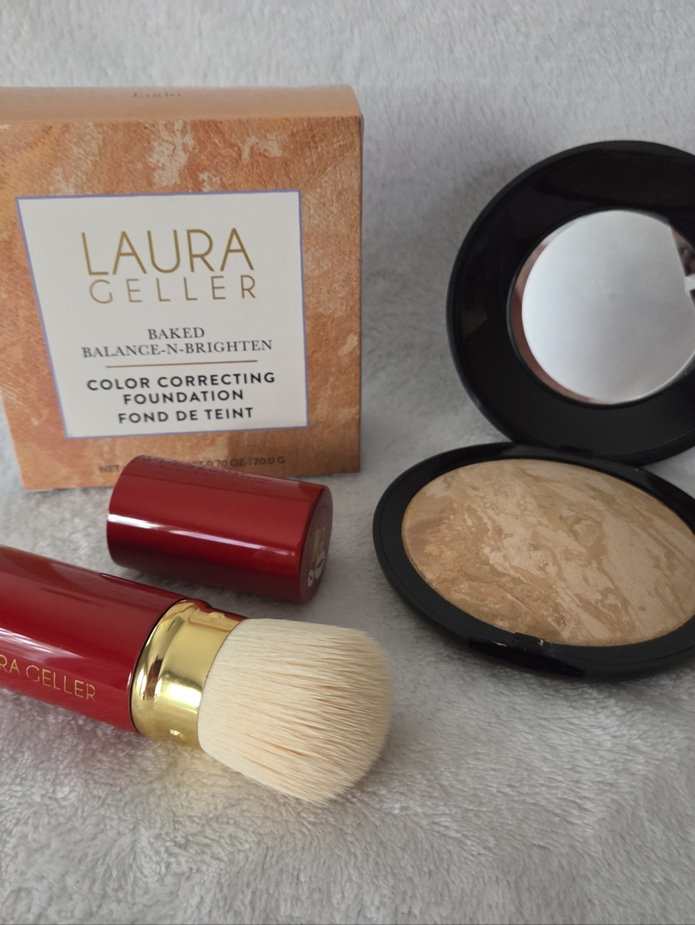 Laura Geller Jumbo Baked Color Correcting Foundation & Kabuki Brush - Light
